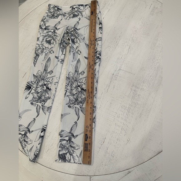 SOFT SURROUNDINGS Straight Leg Ankle Pull On Pants Size XS - Picture 7 of 11